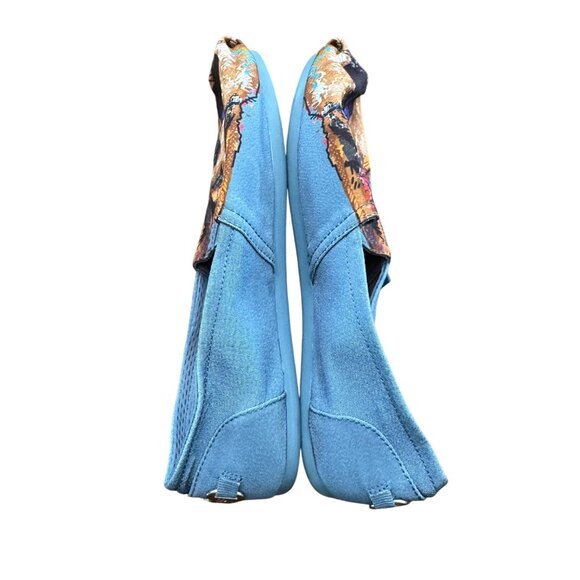 Bobs Shoes Women 9 Blue Memory Foam Slip On German Shepherd Flats Dogs - Picture 5 of 7